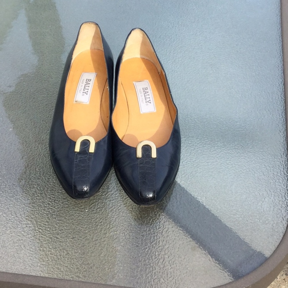 Bally Navy blue flats